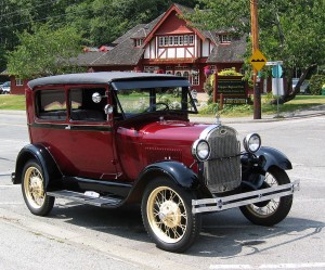 1024px-1928_Model_A_Ford